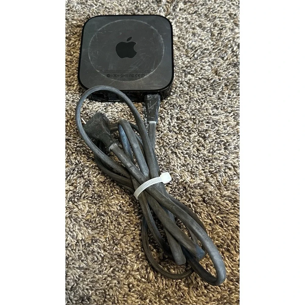 Apple TV 3rd Generation Model A1469 W/ Power Cable No Remote